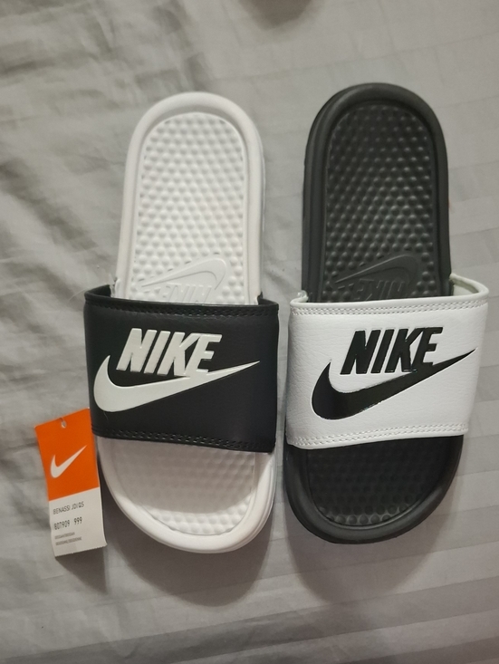 Nike Shoes - Nike Benassi JDI Mismatch Slide